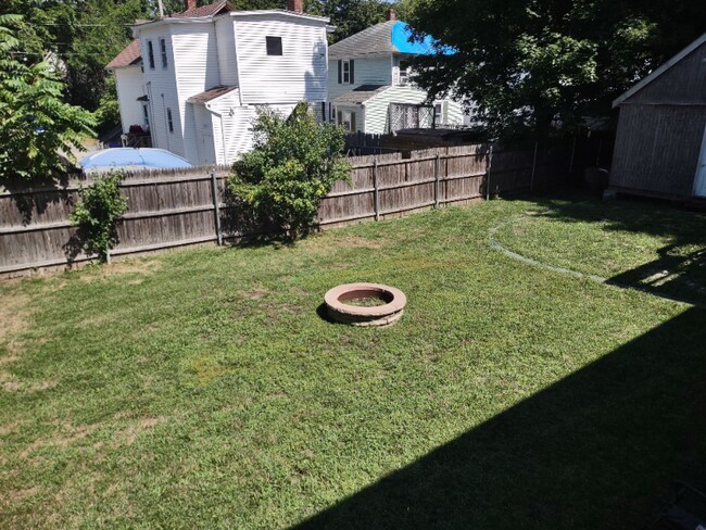 Building Photo - 18 Nolan St