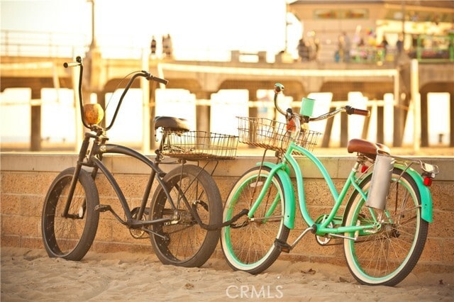 Building Photo - 118 18th St