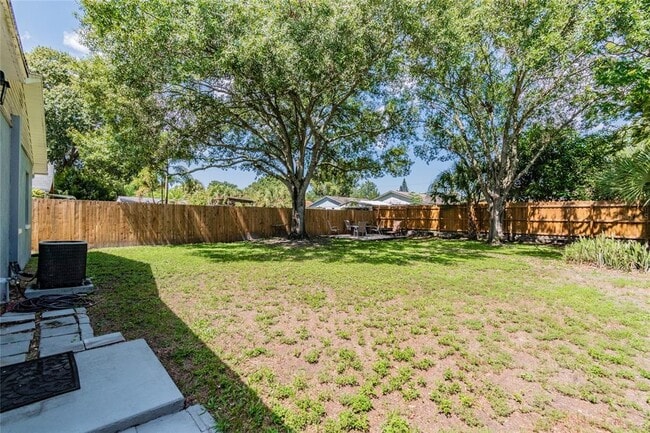 Building Photo - 3611 Anderson Ave