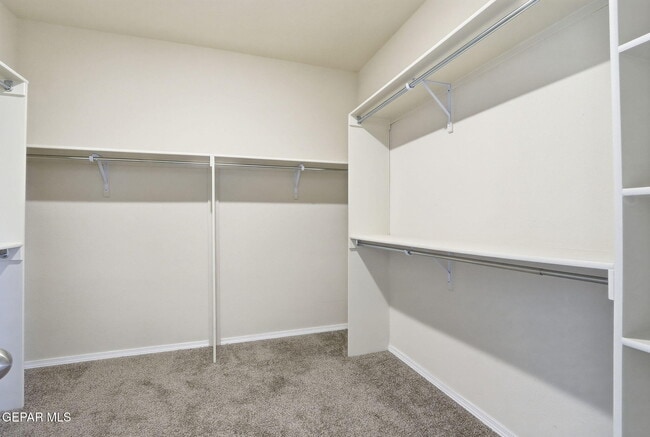 Building Photo - 12253 Desert Dove Ave