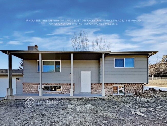 Building Photo - 87 Johnson Dr