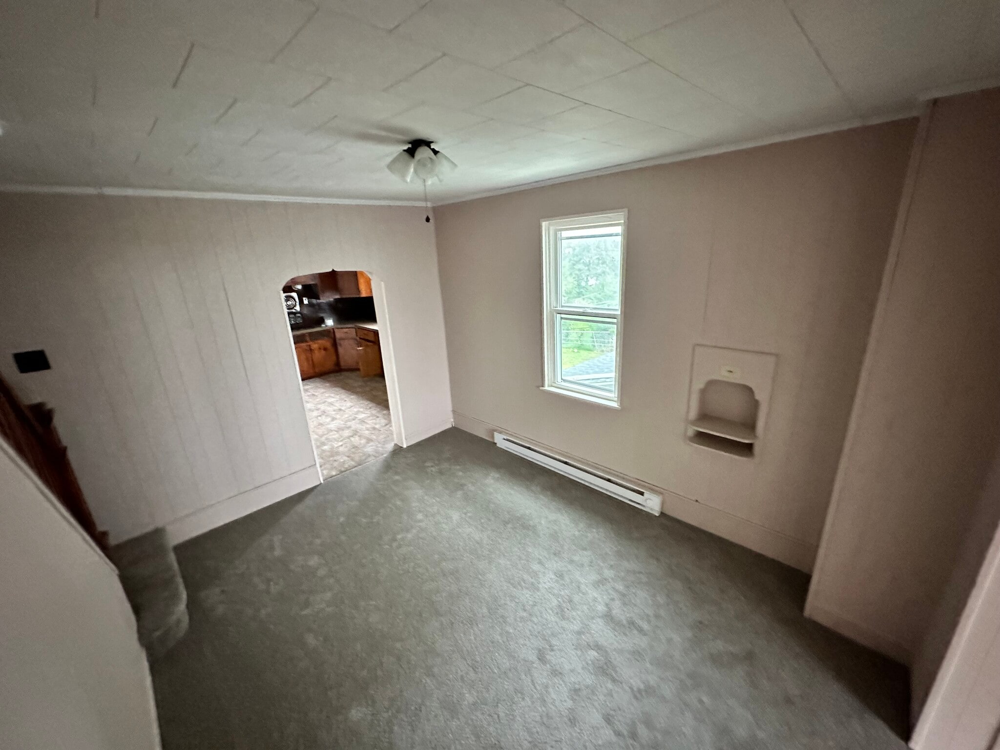 Building Photo - 68 W Center St