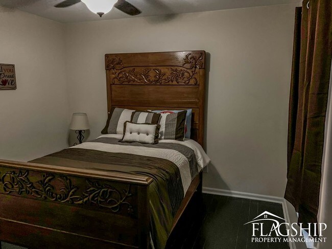 Building Photo - Close to Vidant Medical Center