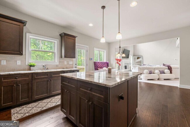 Building Photo - 85 Allspice Dr