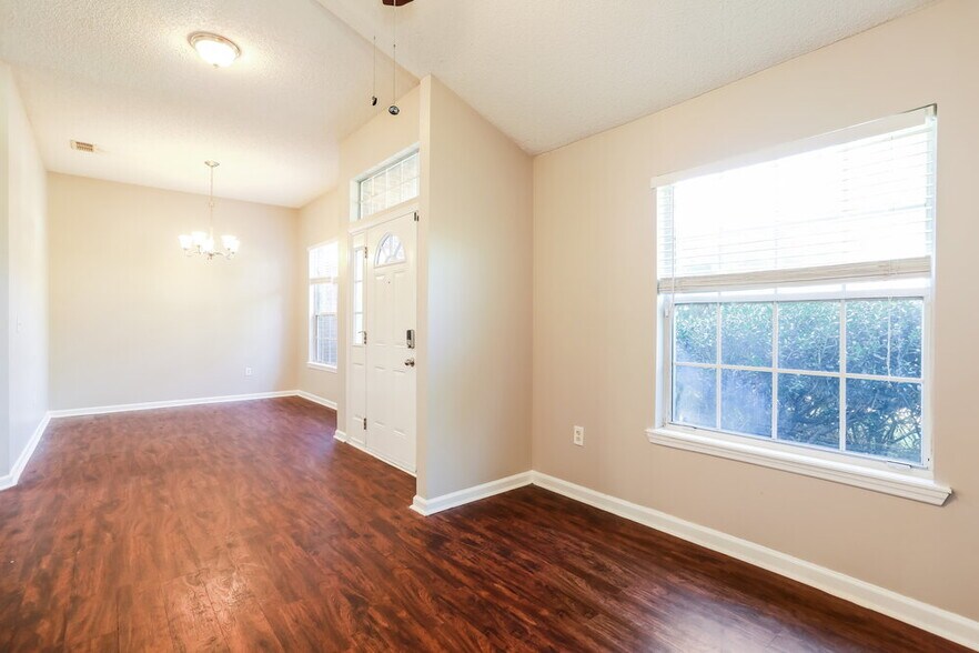 Building Photo - 7910 Westport Bay Ct