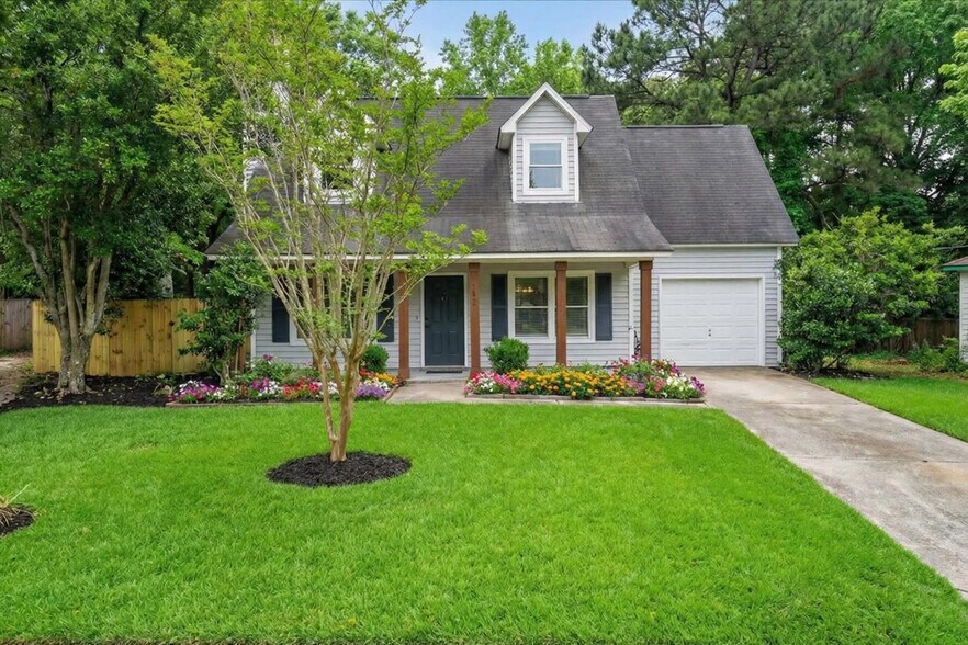 Building Photo - 123 Turnbuckle Ct