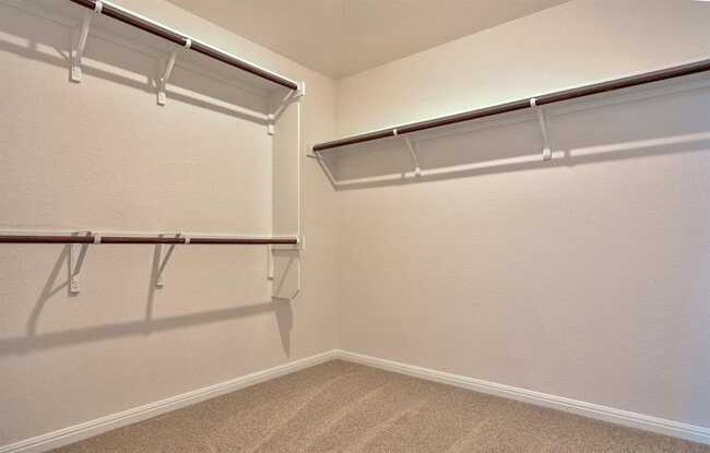 Building Photo - 129 Honey Bee Rd