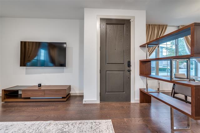 Building Photo - 550 Cobblestone Ln