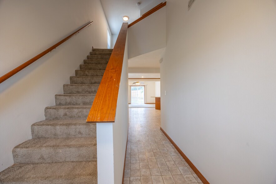 Building Photo - 4532 Picadilly Cir