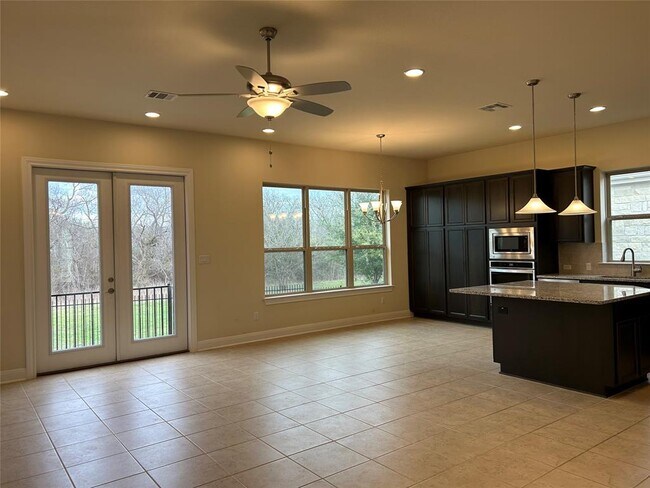 Building Photo - 3750 E Palm Valley Blvd