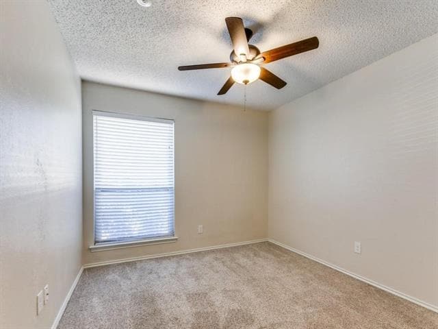 Building Photo - 516 Cedar Elm Ln