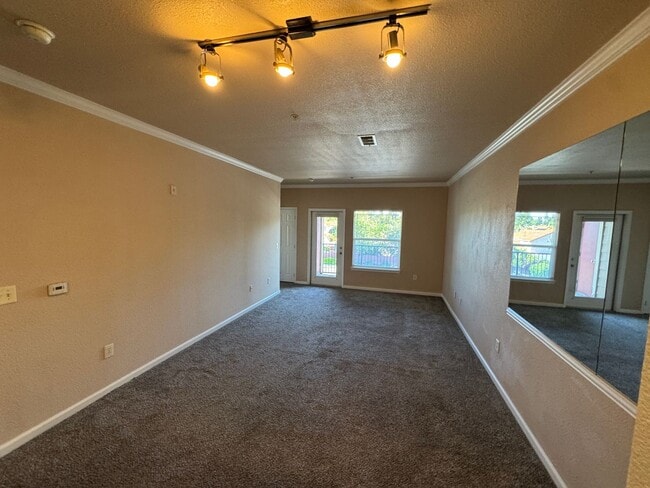 Building Photo - ***Gated community*** Spacious 2-bedroom, 2-bathroom condo in Antelope