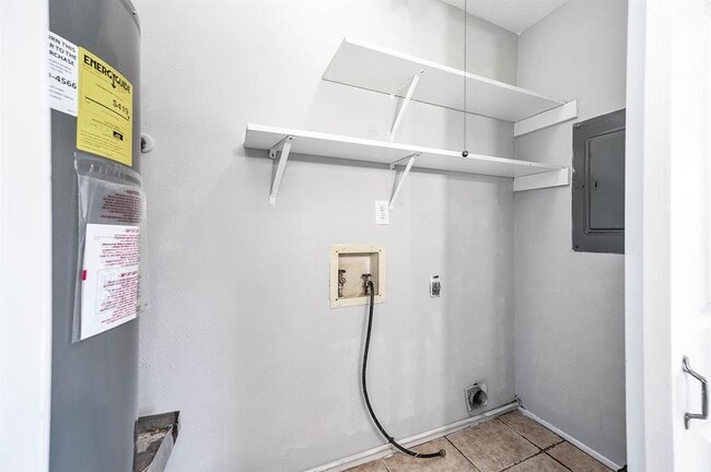 Building Photo - 17611 Poppy Trails Ln
