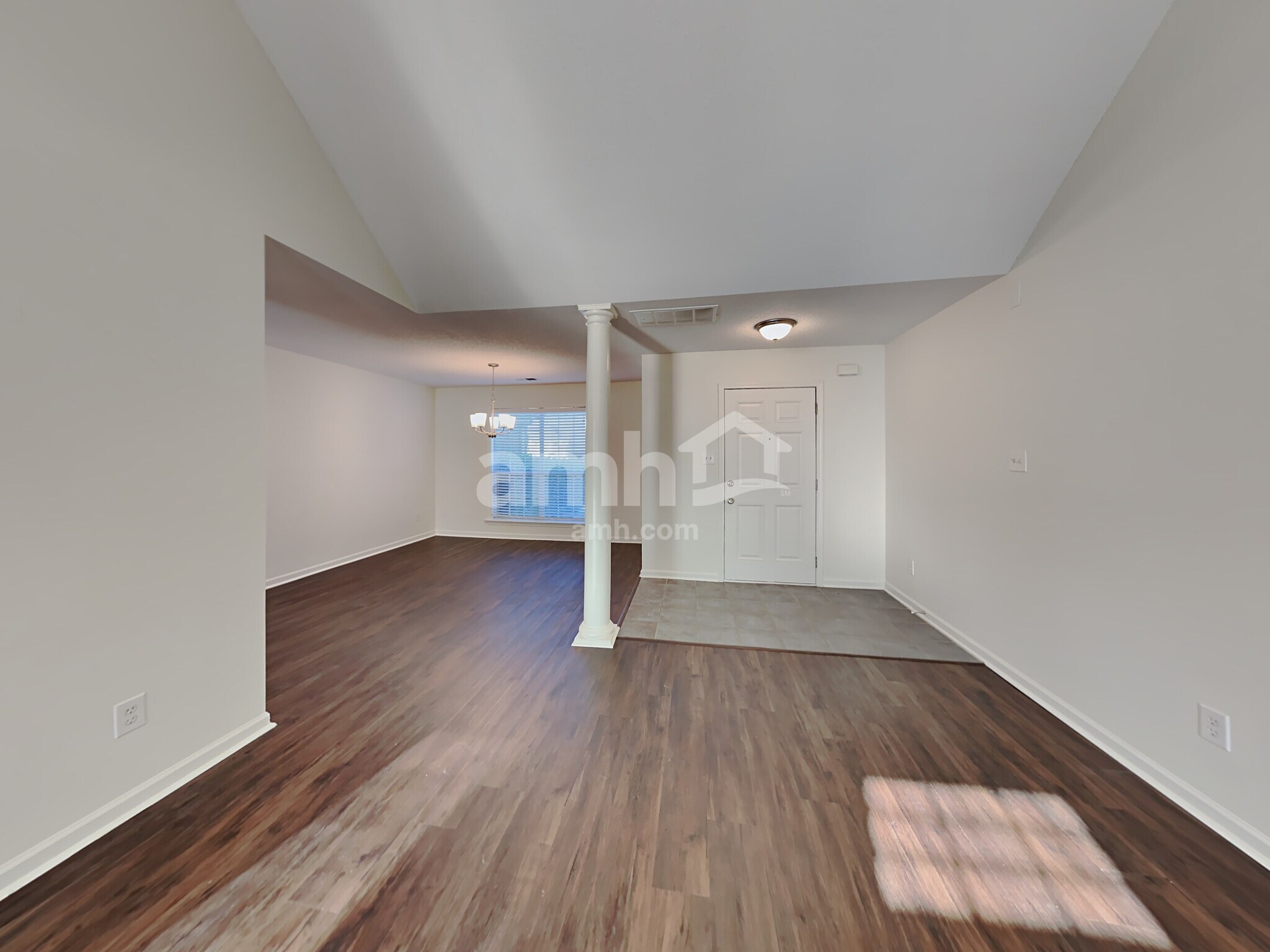 Building Photo - 1315 Chatman Cove
