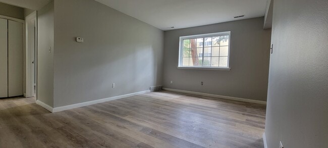 Building Photo - 45260 Keding St