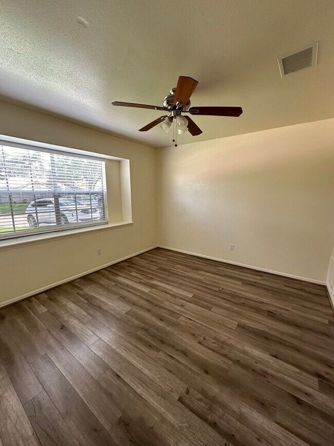 Building Photo - 11702 Brighton Ln