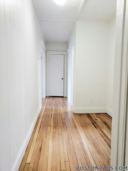Building Photo - 1175 Boylston St