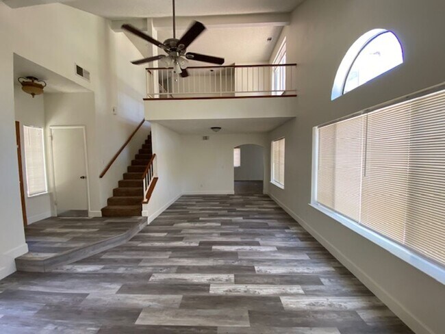 Building Photo - Silvercreek beauty. Come make this beautif...