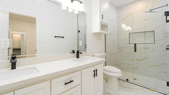 Building Photo - 16 East St