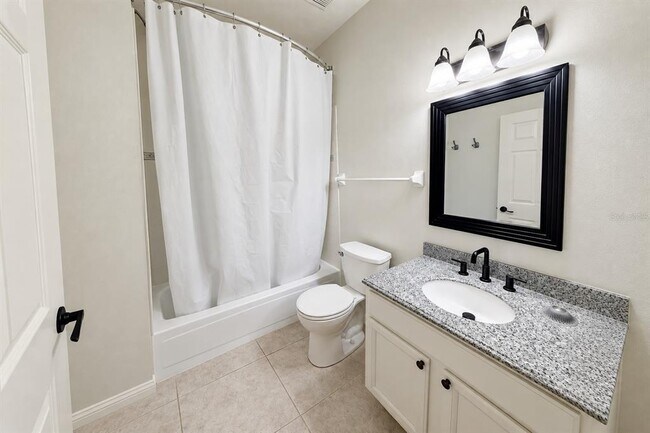 Building Photo - 13535 Bluewater Cir