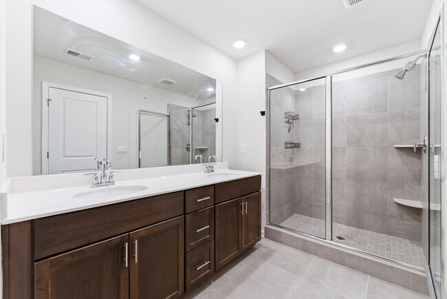 Building Photo - 1429 Vayda Ct