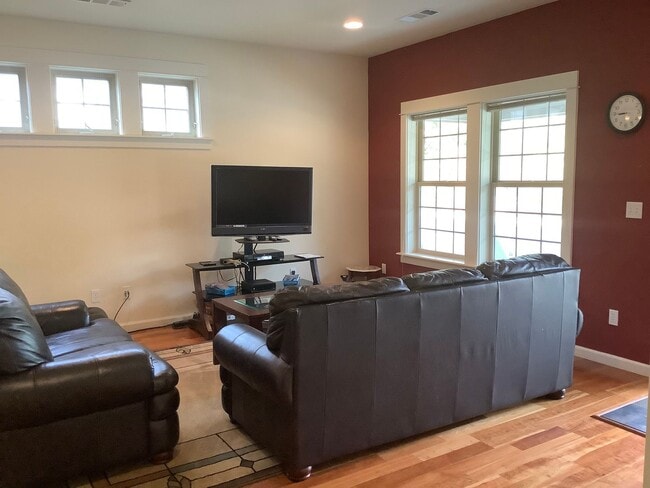 Building Photo - Three bedroom home near N. Mountain Nature Park. | Available April