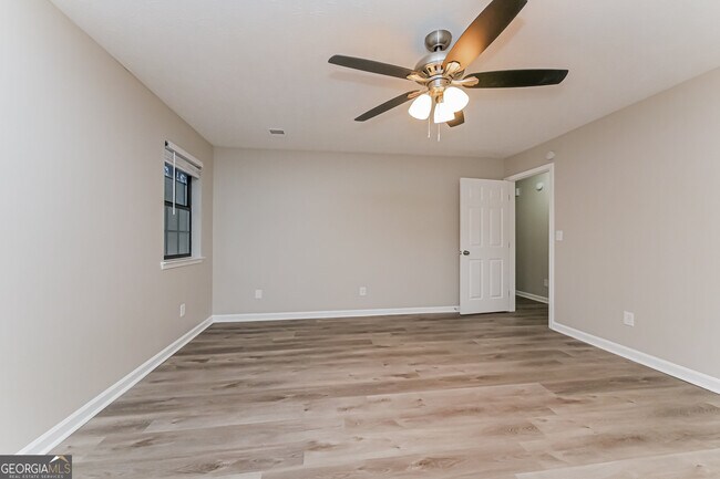 Building Photo - 10376 Surf Ct