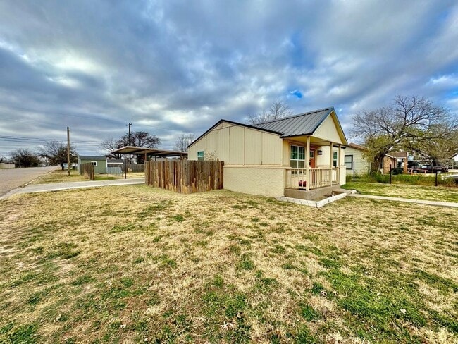 Building Photo - Cozy 2 Bedroom in Slaton