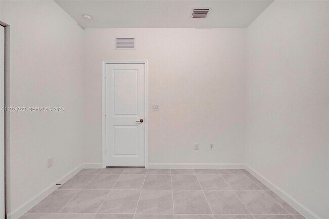 Building Photo - 13405 SW 285th St