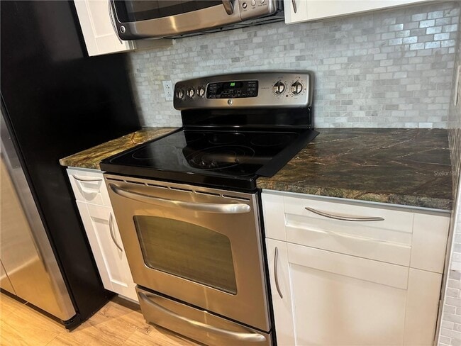 Building Photo - 1400 Gandy Blvd N