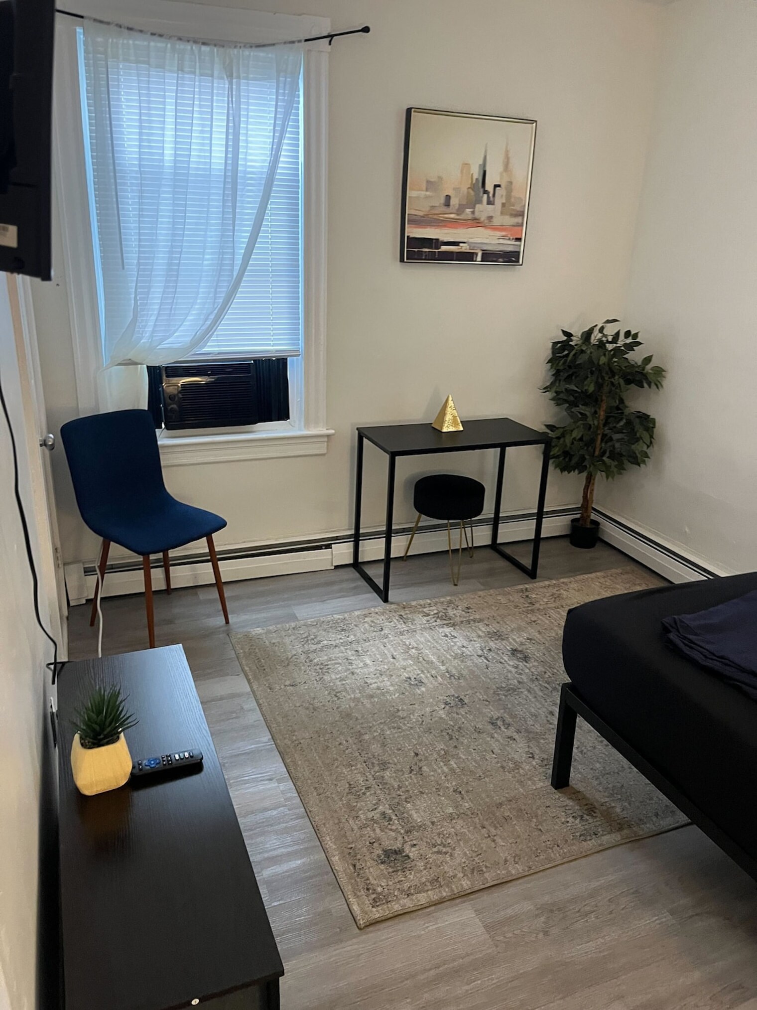 Building Photo - 25 Stevens St