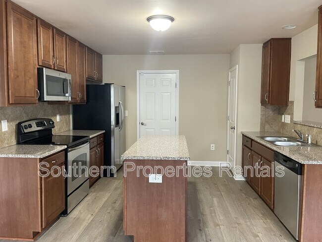 Building Photo - 42 Expedition Dr