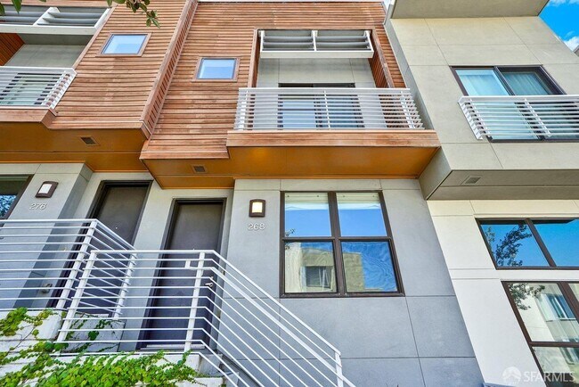 Building Photo - 268 Friedell St