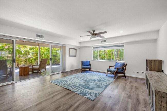 Building Photo - Newly Renovated Furnished 3BR/1BA Downstairs Unit with Pool Access in South Kihei