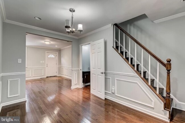 Building Photo - 915 W Lombard St