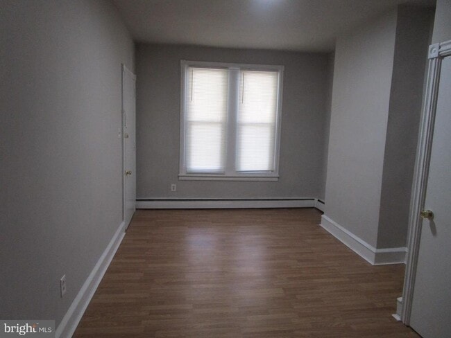 Building Photo - 5709 Leonard St