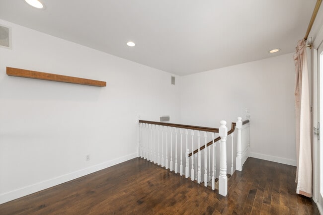 Building Photo - 24 Westwind St