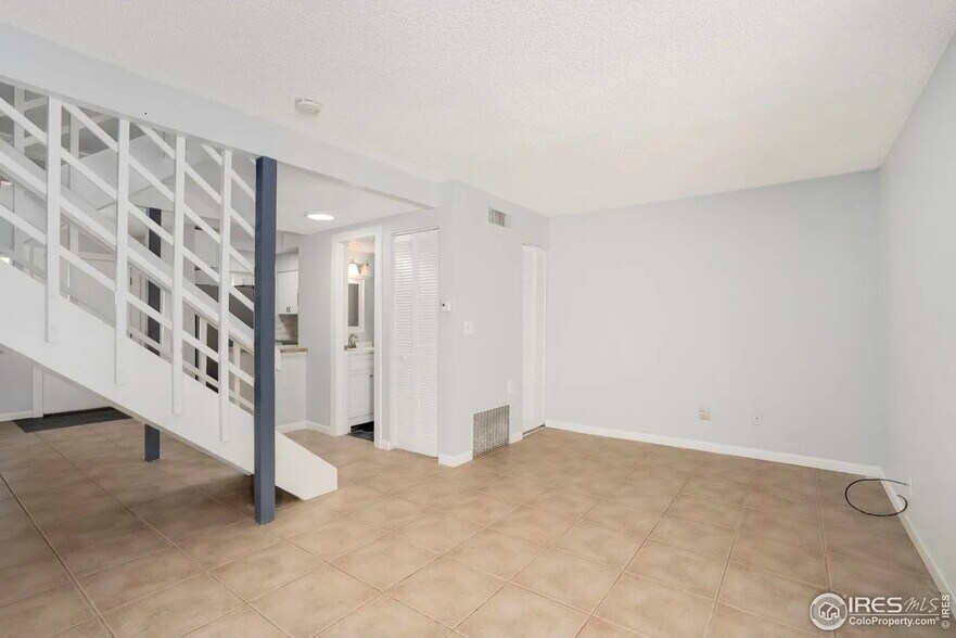 Building Photo - 1705 Heatheridge Rd