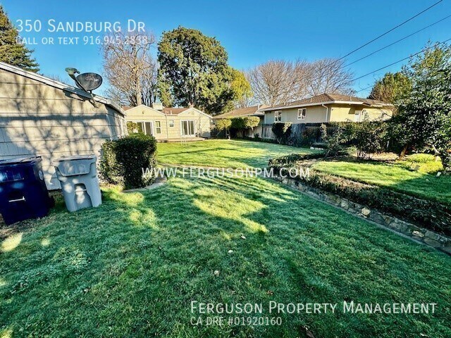 Building Photo - 350 Sandburg Dr