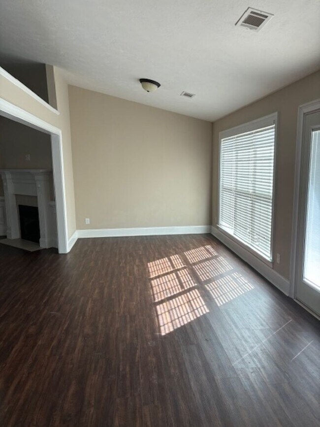 Building Photo - 4721 Billie J Dr