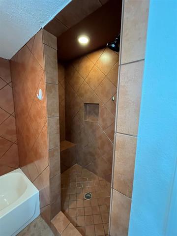 Building Photo - 640 Harbor Dr