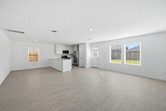 Building Photo - 3037 Fantasy Ter Dr