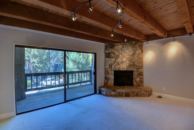 Building Photo - Incline Village: Condo - 3 Bedrooms, 2 Ful...