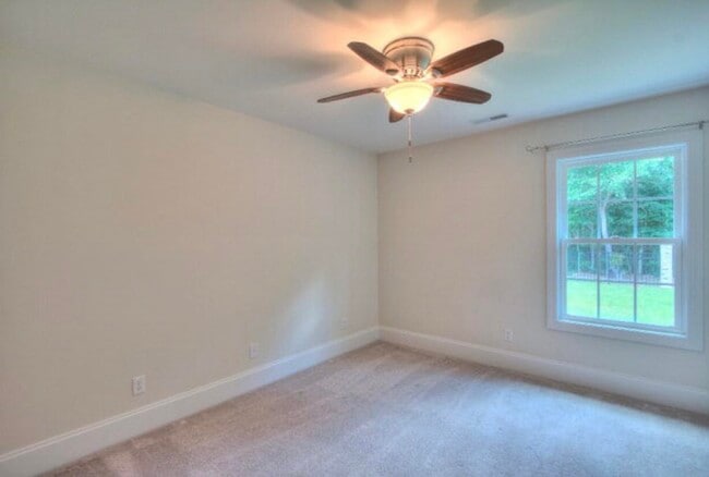 Building Photo - 3005 Daufaskie Rd