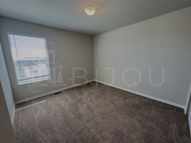 Building Photo - Beautiful 3 Bedroom New Build