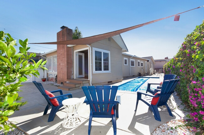 Building Photo - 4766 63rd St