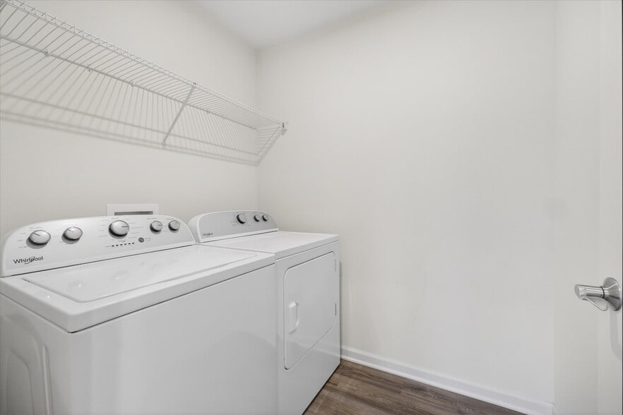 Building Photo - 10942 Haflinger Dr