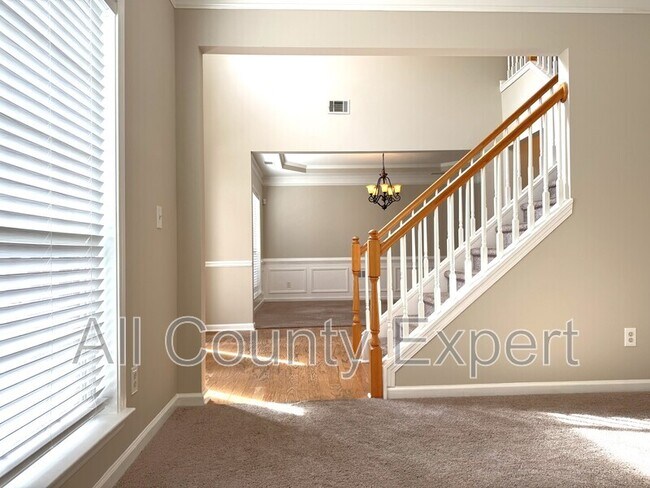 Building Photo - 1794 Taylor Oaks Dr