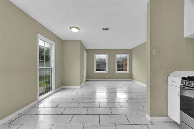 Building Photo - 5618 Malmedy Rd