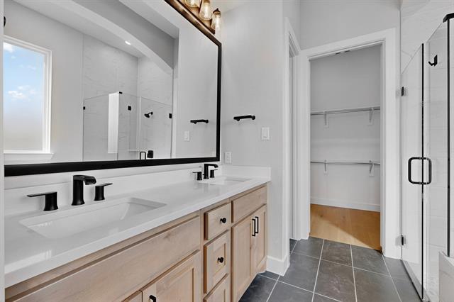 Building Photo - 15592 Songbird St